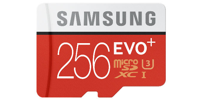Samsung-256-GB-microSD-card-01