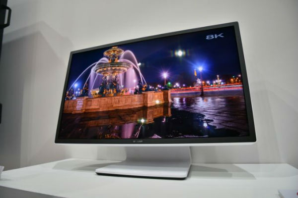 sharp-ceatec-8k-monitor-0